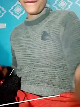 Pahadi couple online show from December 18, 2025, 5:13 am