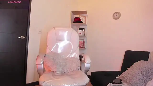 Angeel of lust online show from November 29, 2025, 4:37 am