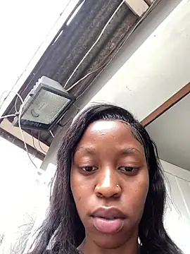 SexyPetitex25 online show from April 22, 2026, 12:39 pm