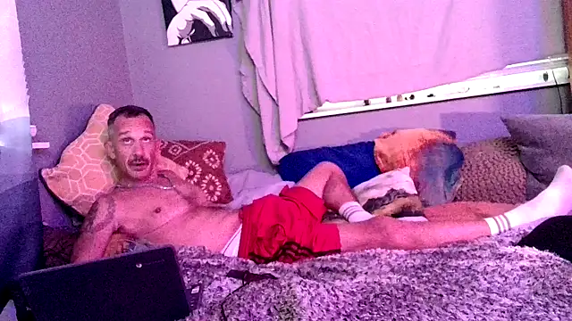 Snapshot of MistedNome chatting on September 13, 2025, 11:37 pm MistedNome online show from September 13, 2025, 11:37 pm