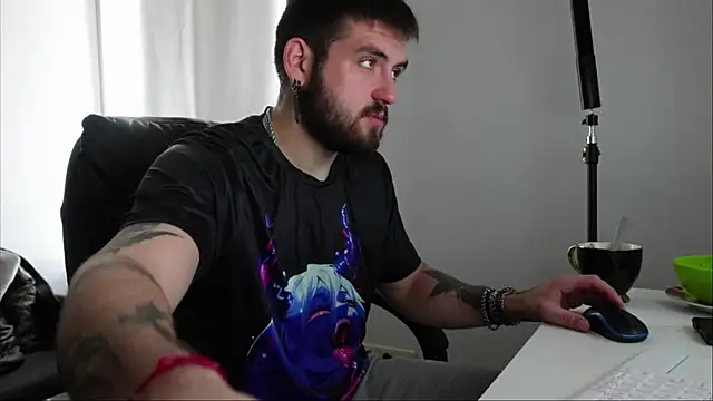 Snapshot of Mike_Platano chatting on October 1, 2025, 1:28 pm Mike Platano online show from October 1, 2025, 1:28 pm