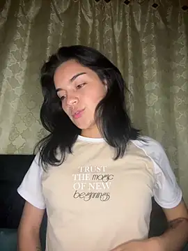 Snapshot of blinkiii_ chatting on September 26, 2025, 1:53 am blinkiii online show from September 26, 2025, 1:53 am