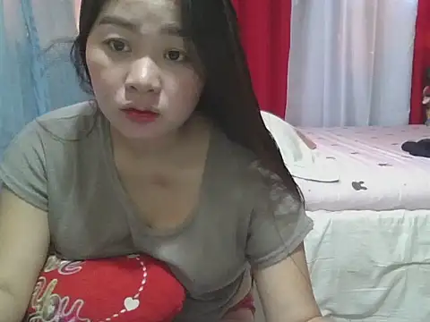 Snapshot of IloiloSunrise_Palangga chatting on November 2, 2025, 12:24 am IloiloSunrise Palangga online show from November 2, 2025, 12:24 am