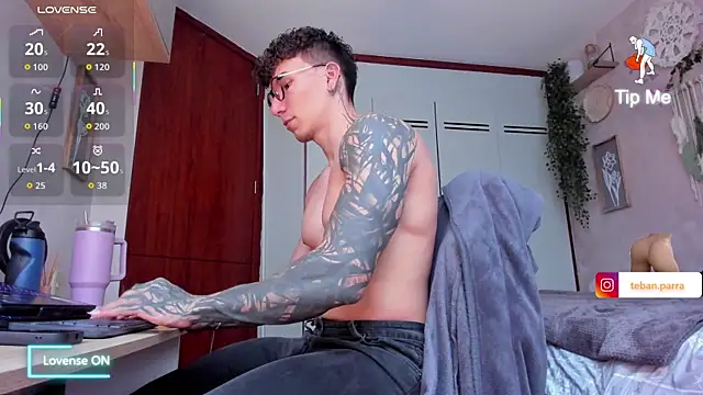 estebandi do online show from November 12, 2025, 12:05 pm