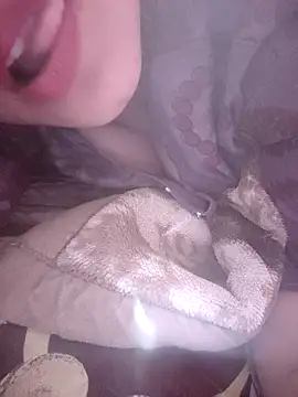 Dimple sexxy online show from November 16, 2025, 6:52 am