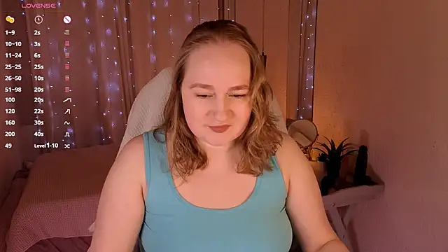 Snapshot of Kitty_Rest_ chatting on April 19, 2026, 1:21 pm Kitty Rest online show from April 19, 2026, 1:21 pm