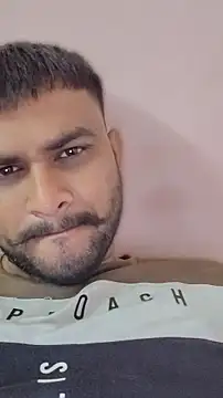 Snapshot of Frvgggghh chatting on February 26, 2026, 3:49 am Frvgggghh online show from February 26, 2026, 3:49 am