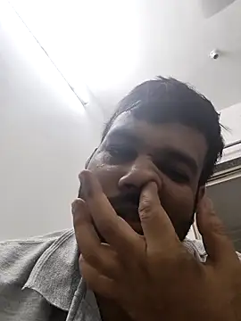 vinay smalldick online show from November 13, 2025, 3:55 pm