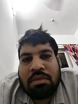 vinay smalldick online show from November 25, 2025, 2:17 pm