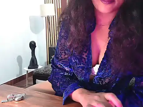 shaalu sharma online show from November 10, 2025, 4:22 am