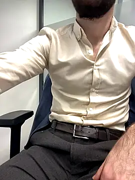 Snapshot of speddy34 chatting on December 23, 2025, 7:28 am speddy34 online show from December 23, 2025, 7:28 am