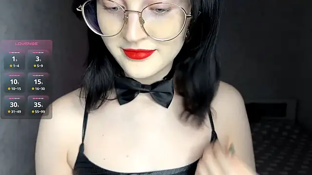 FakeLamb online show from April 4, 2026, 9:12 pm