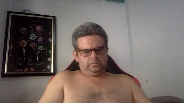 Snapshot of Katracho6969 chatting on April 16, 2026, 9:39 pm Katracho6969 online show from April 16, 2026, 9:39 pm