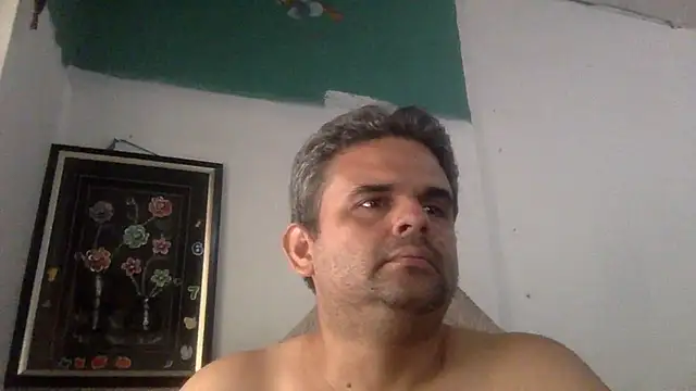 Snapshot of Katracho6969 chatting on April 19, 2026, 6:10 pm Katracho6969 online show from April 19, 2026, 6:10 pm
