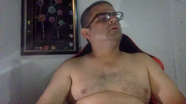 Snapshot of Katracho6969 chatting on May 19, 2026, 1:11 am Katracho6969 online show from May 19, 2026, 1:11 am