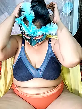 Snapshot of Tanisha-Chy chatting on November 27, 2025, 5:26 pm Tanisha-Chy online show from November 27, 2025, 5:26 pm