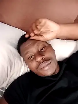 FANTASYROOM23 online show from April 12, 2026, 7:24 am