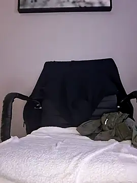 CinnaCakesss online show from January 16, 2026, 5:39 pm