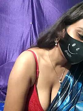 Snapshot of cutie_pei002 chatting on November 4, 2025, 1:32 pm cutie pei002 online show from November 4, 2025, 1:32 pm