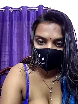 Snapshot of cutie_pei002 chatting on December 15, 2025, 8:40 am cutie pei002 online show from December 15, 2025, 8:40 am