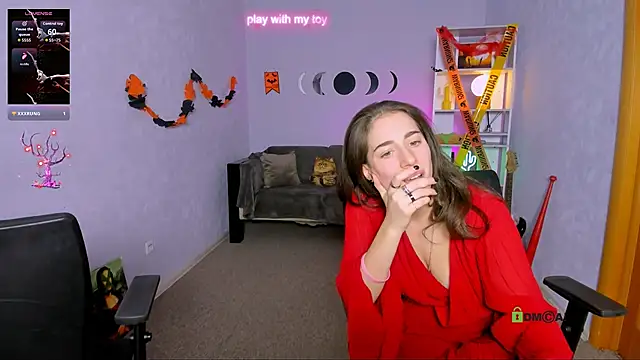 khloebeauty online show from October 27, 2025, 8:13 pm