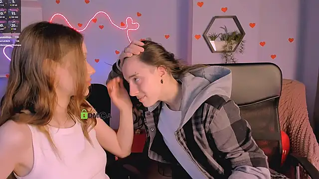 khloebeauty online show from March 15, 2026, 8:15 pm