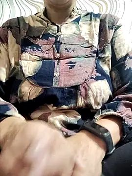 meenu bhabhi547 online show from September 18, 2025, 4:47 am