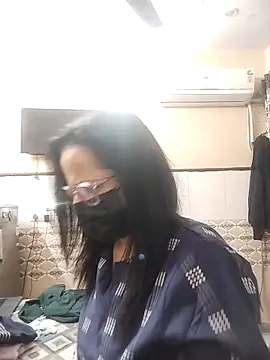 meenu bhabhi547 online show from February 3, 2026, 3:15 am