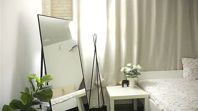 Snapshot of Anna_Nicol chatting on October 1, 2025, 2:34 pm Anna Nicol online show from October 1, 2025, 2:34 pm