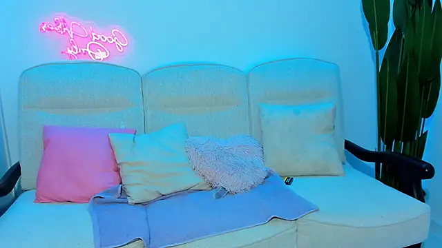 JessicaSky  online show from March 20, 2026, 7:41 pm