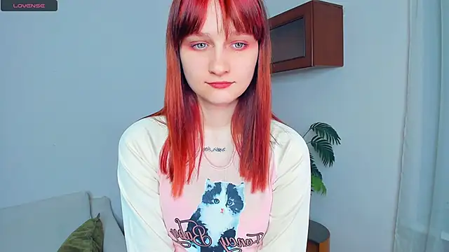 KatyKufel online show from November 9, 2025, 6:50 pm