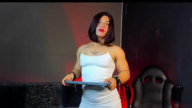 Snapshot of AliceFit_212 chatting on November 12, 2025, 1:22 pm AliceFit 212 online show from November 12, 2025, 1:22 pm