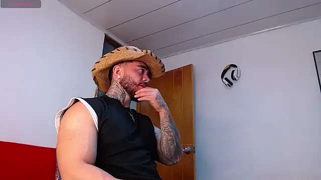 tommyblessd1 online show from December 5, 2025, 8:12 am