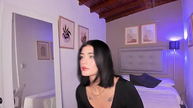 Snapshot of Samyscott_ chatting on September 27, 2025, 8:14 pm Samyscott online show from September 27, 2025, 8:14 pm