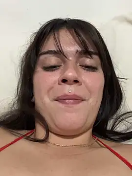 Snapshot of cami_lorena chatting on March 25, 2026, 12:11 pm cami lorena online show from March 25, 2026, 12:11 pm