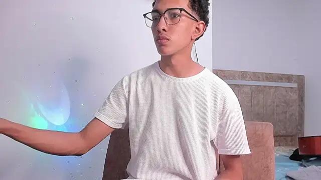 Cj davis  online show from October 11, 2025, 4:12 am