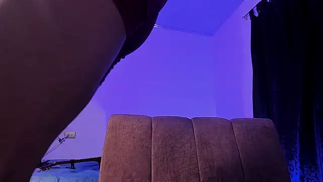 Cj davis  online show from October 16, 2025, 3:51 am