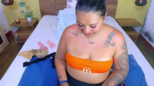 fat naughtyass online show from March 16, 2026, 3:16 pm