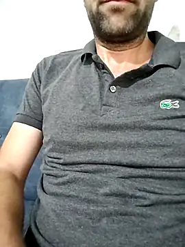Snapshot of fearleass chatting on October 7, 2025, 7:33 pm fearleass online show from October 7, 2025, 7:33 pm