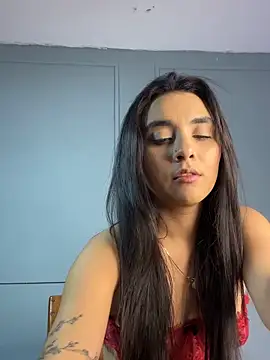 Zafira Montiel online show from February 15, 2026, 8:02 am