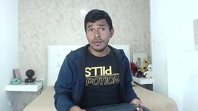 Snapshot of Adam_Morgan2 chatting on December 18, 2025, 1:55 am Adam Morgan2 online show from December 18, 2025, 1:55 am