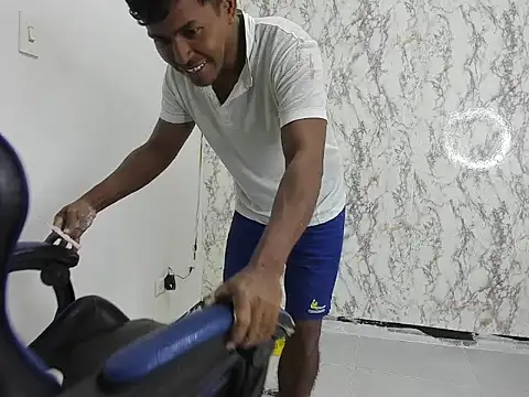 Snapshot of Adam_Morgan2 chatting on February 27, 2026, 5:24 pm Adam Morgan2 online show from February 27, 2026, 5:24 pm