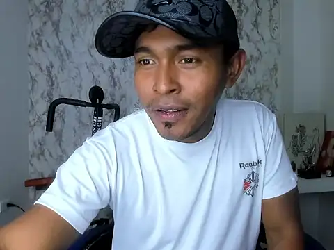 Snapshot of Adam_Morgan2 chatting on March 27, 2026, 2:39 am Adam Morgan2 online show from March 27, 2026, 2:39 am