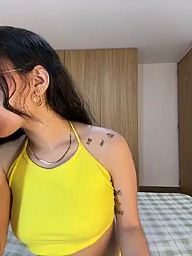 CatadeLuca online show from September 10, 2025, 2:28 pm