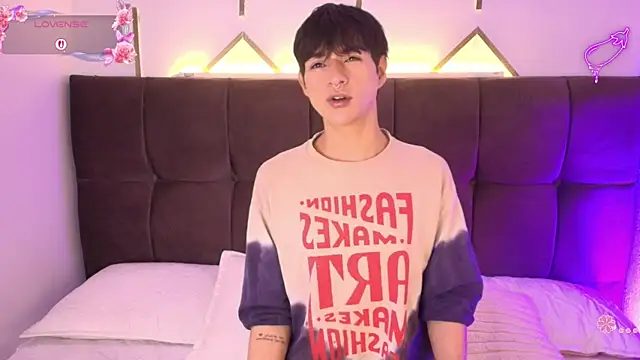 AleAurarashi online show from April 10, 2026, 11:59 am