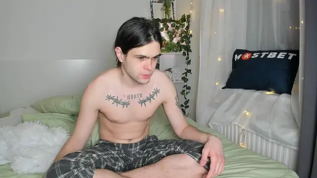 Snapshot of lilkimch chatting on February 11, 2026, 7:13 am lilkimch online show from February 11, 2026, 7:13 am