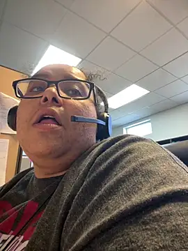 Snapshot of wishuhope4 chatting on April 17, 2026, 9:51 pm wishuhope4 online show from April 17, 2026, 9:51 pm