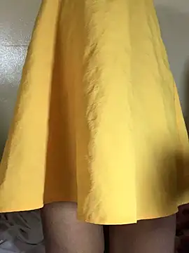 NeoleeLkr online show from December 20, 2025, 10:11 am