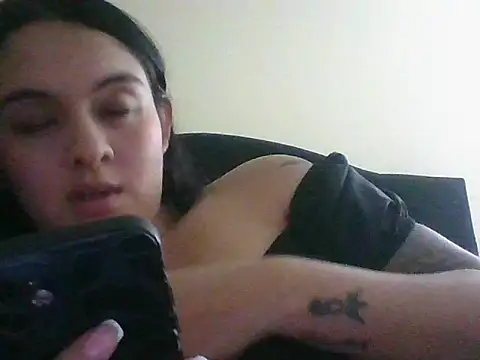 Snapshot of marianm29 chatting on October 27, 2025, 11:31 pm marianm29 online show from October 27, 2025, 11:31 pm