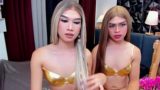 MaxCollins online show from November 6, 2025, 1:34 pm